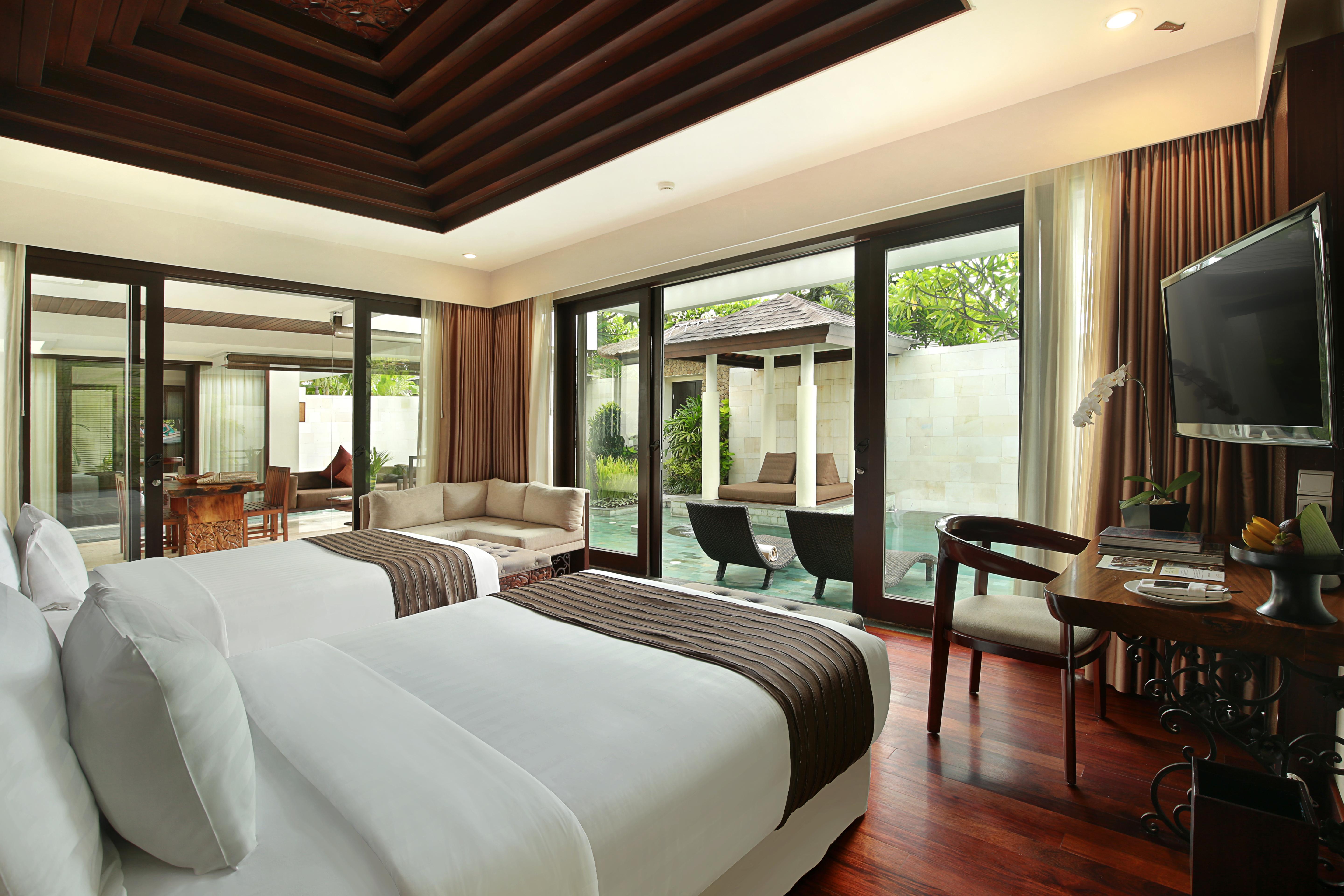 The Seminyak Beach Resort & Spa Екстериор снимка A bedroom at the resort