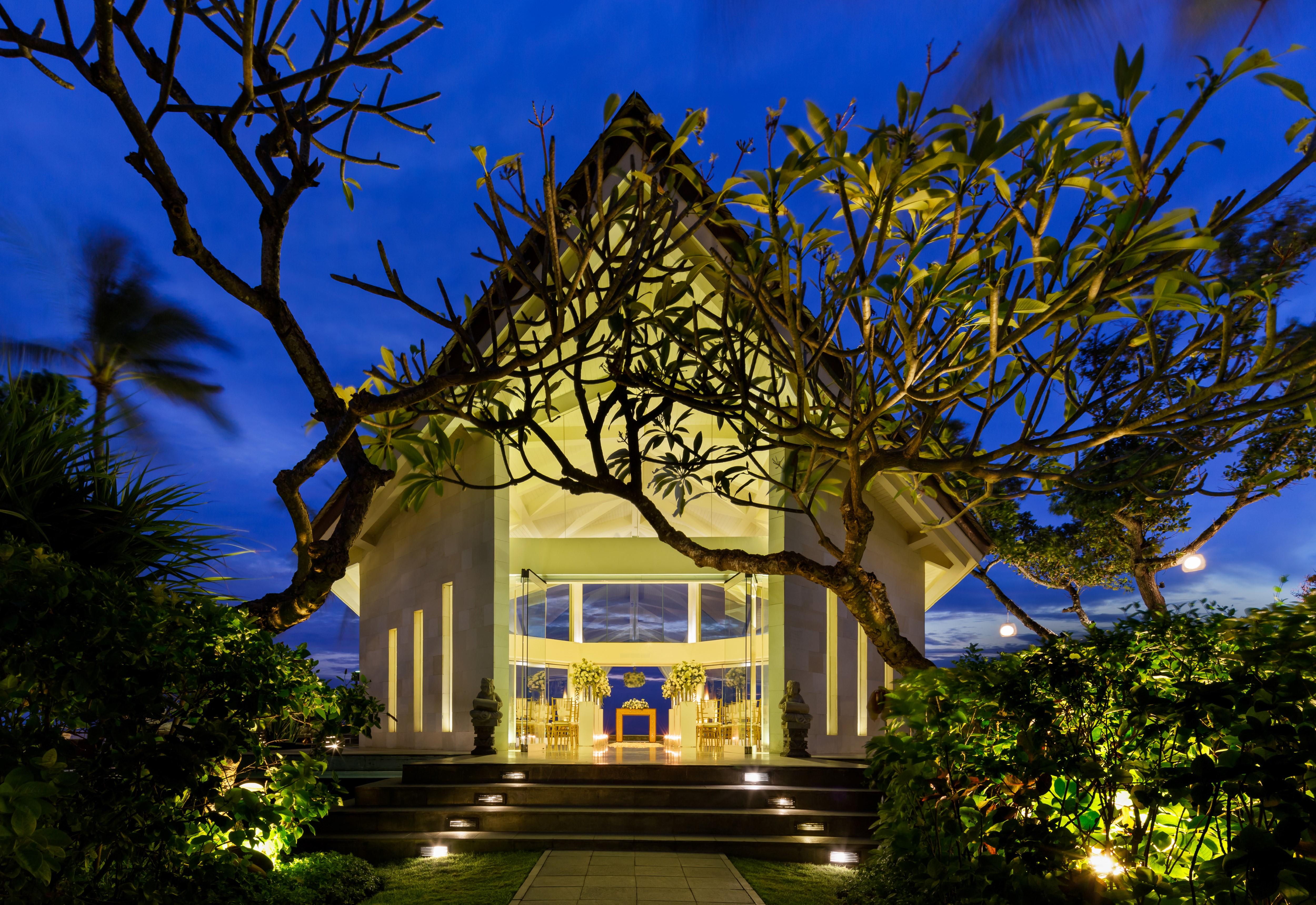 The Seminyak Beach Resort & Spa Екстериор снимка The Chapel at the Intercontinental Resort