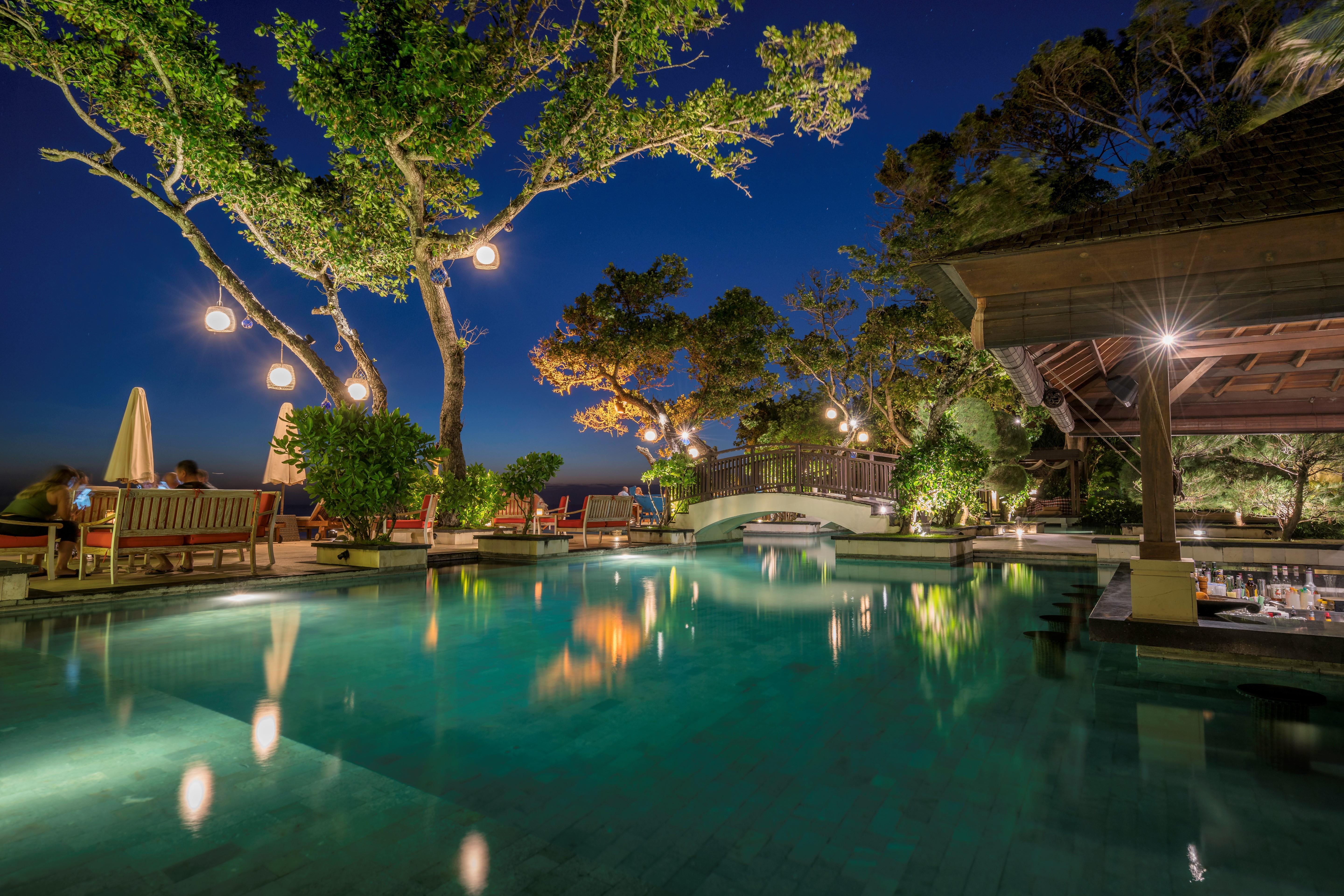 The Seminyak Beach Resort & Spa Екстериор снимка The swimming pool at the resort
