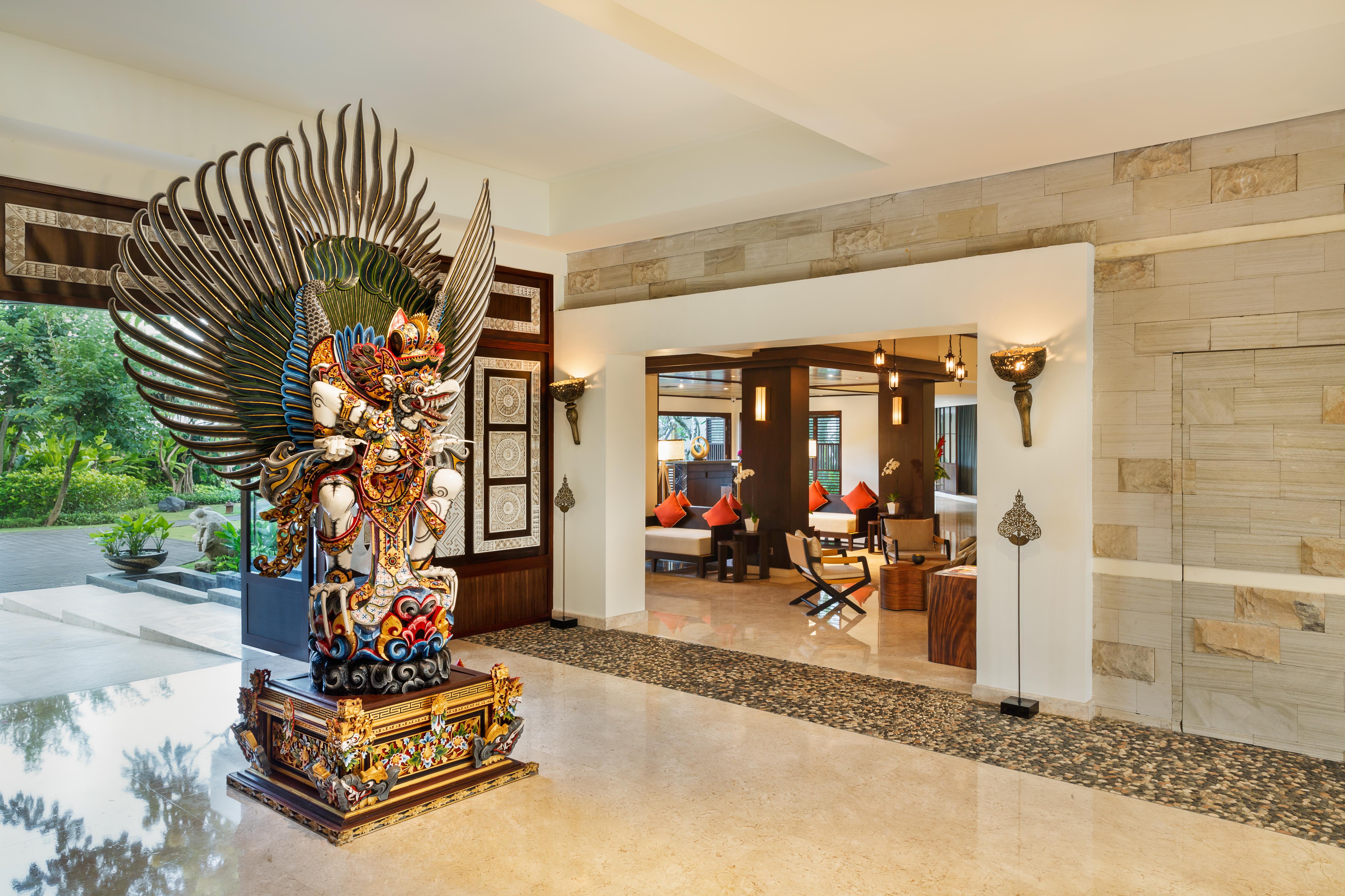 The Seminyak Beach Resort & Spa Екстериор снимка The lobby of the hotel