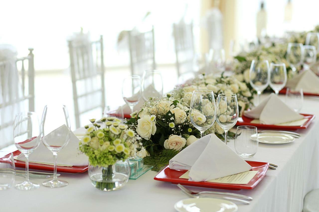 The Seminyak Beach Resort & Spa Екстериор снимка A table set for a wedding reception