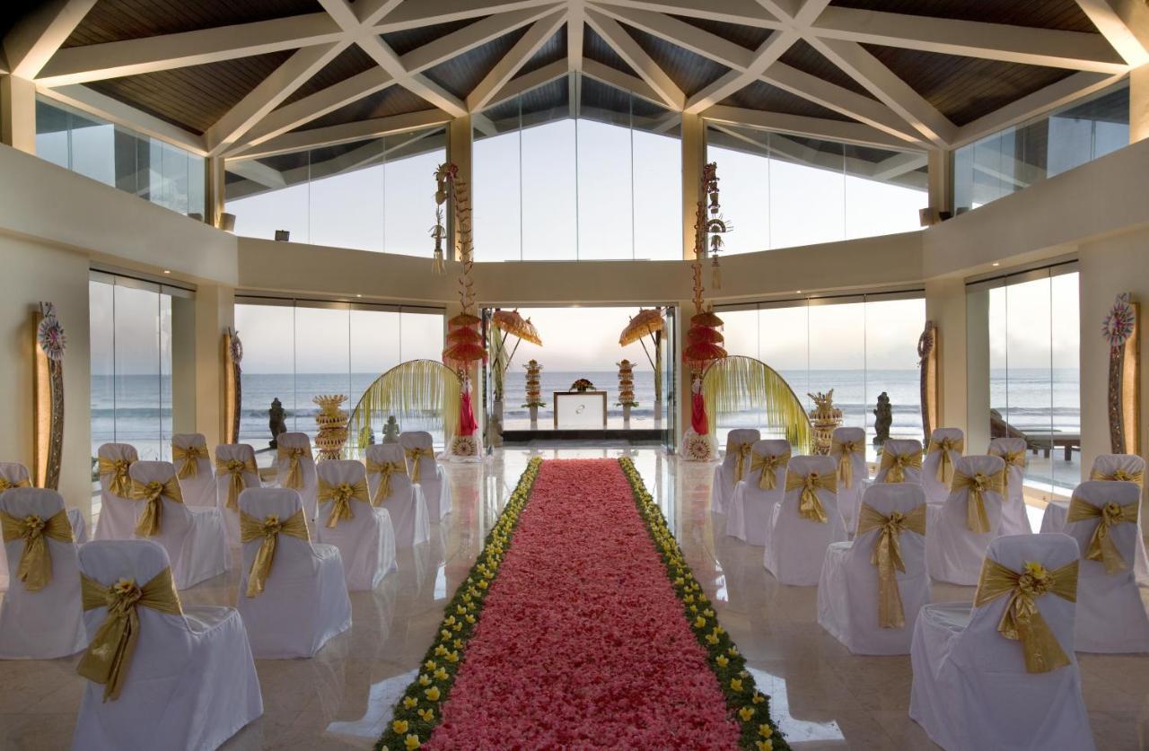 The Seminyak Beach Resort & Spa Екстериор снимка The Chapel